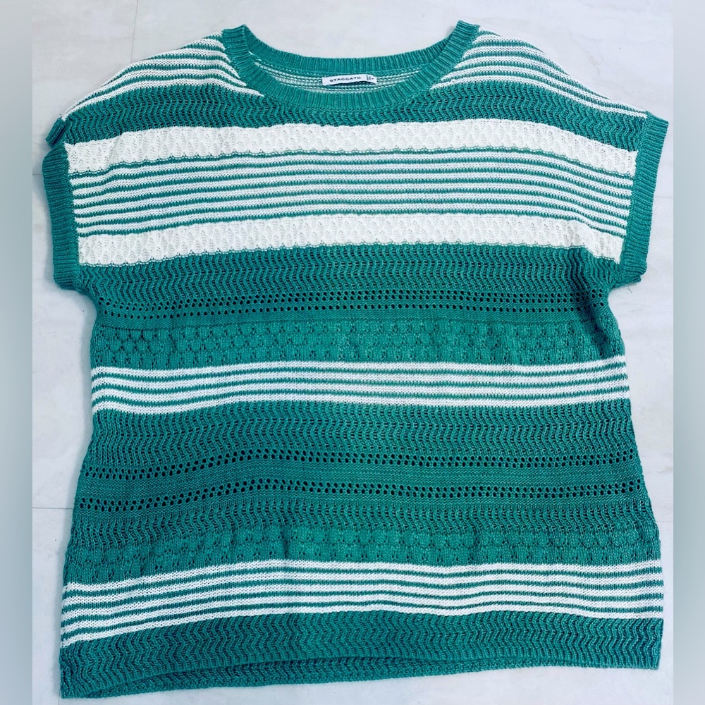 Staccato short sleeve striped sweater. Like new. Size Large.